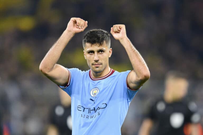 Родри из «Манчестер Сити» обвинили в слежке за соседями с помощью дрона