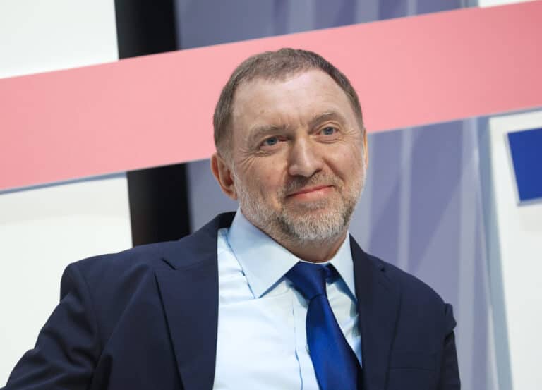 Не позволяй душе лениться: Дерипаска предложил россиянам работать по 12 часов в день