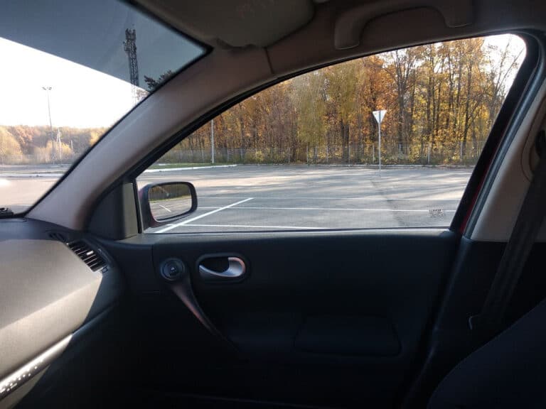 Old yon oynasi tusi o‘zgartirilgan xorijiy transportlaridan yig‘im undiriladi