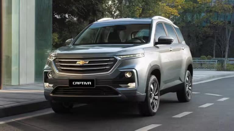 Chevrolet Captiva вновь появилась в продаже в России — цена