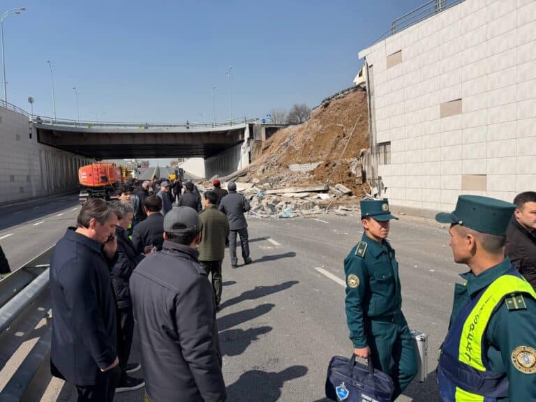 Часть улицы Темура Малика временно закрыта для транспорта