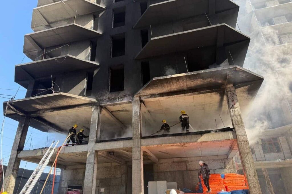 Yunusobodda qurilayotgan turarjoy binosida yong‘in yuz berdi