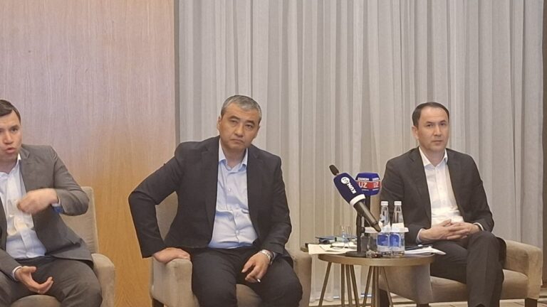 В Узбекистане прорабатывают новые маршруты для безналичной оплаты — Минэкономфин