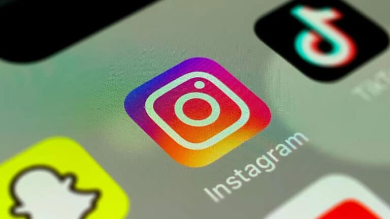 Пользователи по всему миру сообщают о сбое в Facebook и Instagram