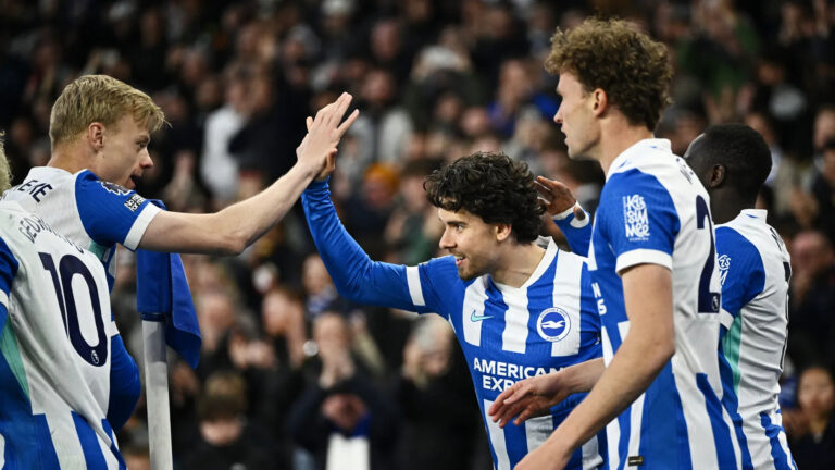 Брайтон разгромил Челси и обошел в таблице