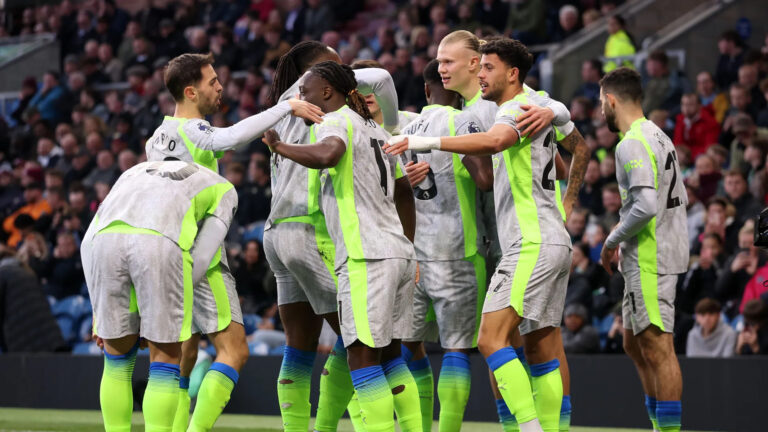 Хусанов помог Манчестер Сити удержать победу над Бернли