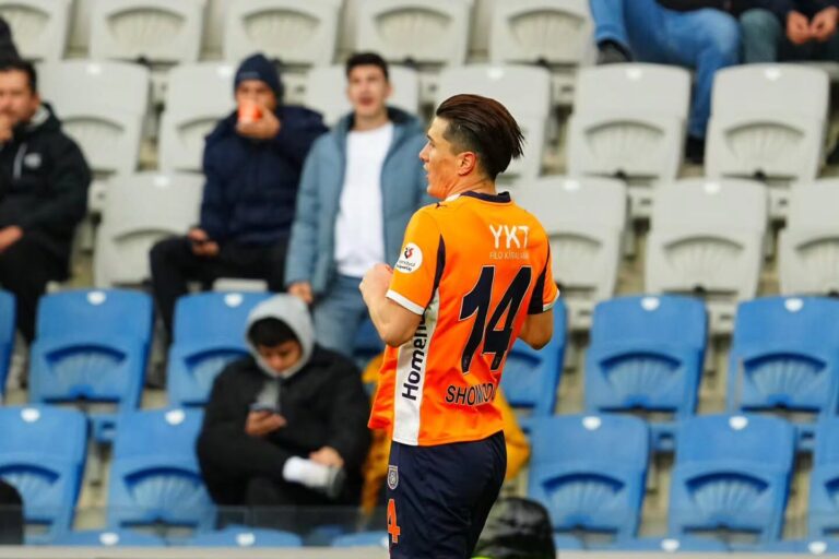 Eldor Shomurodovning dubli «Istanbul Bashakshehir»ga yirik g‘alaba keltirdi