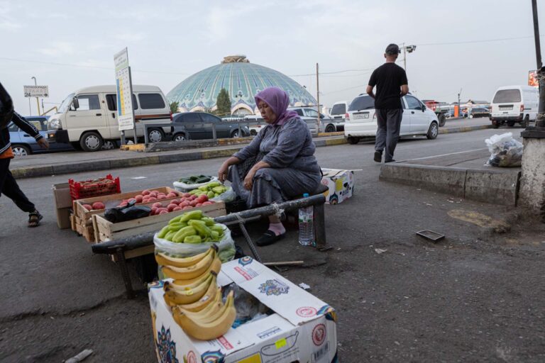 Базарная экономика: в каком районе Ташкента самые дорогие рынки