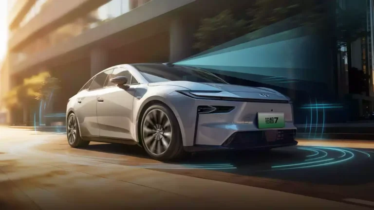 Toyota kompaniyasining yangi elektromobili bir soat ichida 3 mingta buyurtma oldi