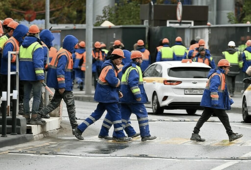 Chinese Workers Protest in Russia Over Unpaid Wages