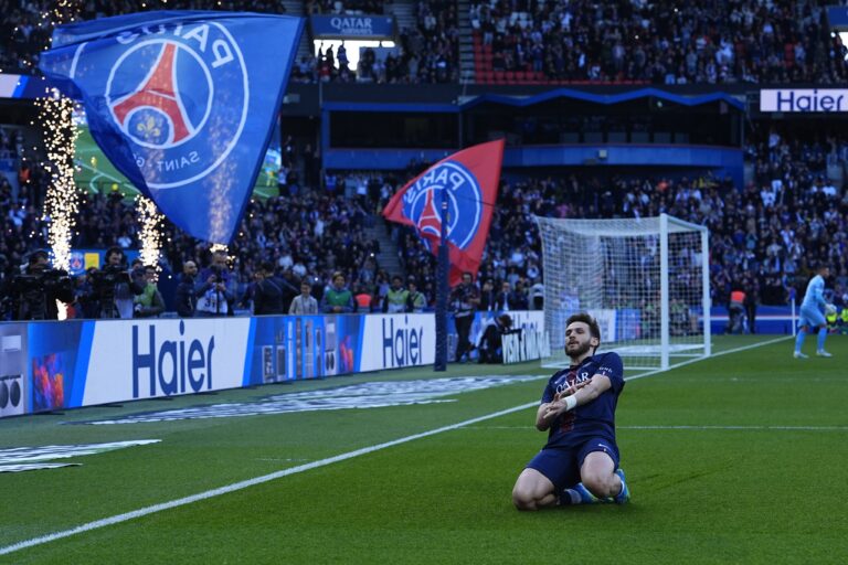 ПСЖ разгромил Нант — дубль Кварацхелии и полный контроль игры