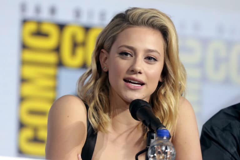 Lili Reinhart Reveals Male Director Told Her to “Suck in” Her Stomach on Set