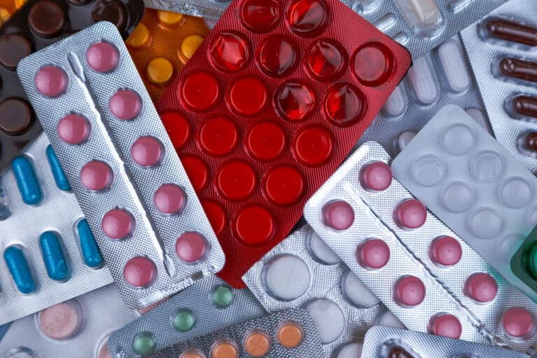Эффективность узбекистанских лекарств будут проверять по международным стандартам