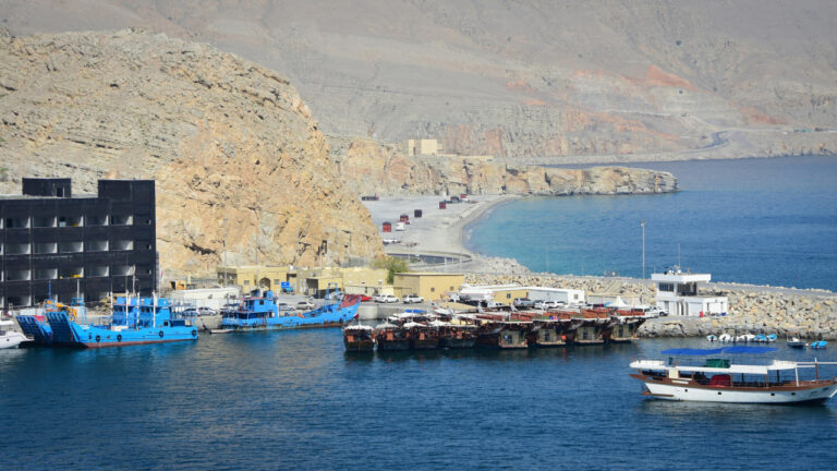Eron Tramp tahdidiga javoban neft narxi keskin qimmatlashishini ma’lum qildi