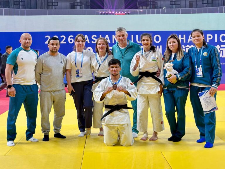 Уверенный старт: дзюдоисты Узбекистана взяли три медали на ЧА