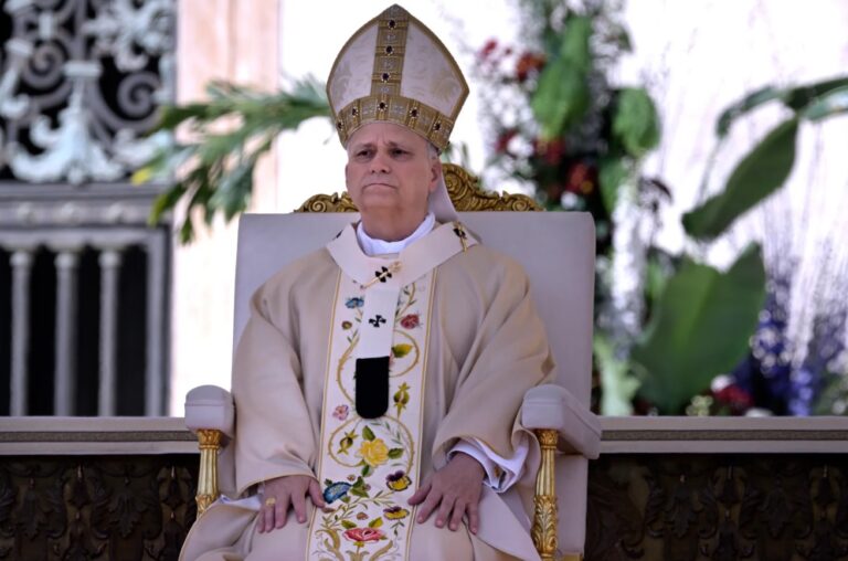 Pope Leo XIV Condemns Trump’s Iran Threats as “Not Acceptable”