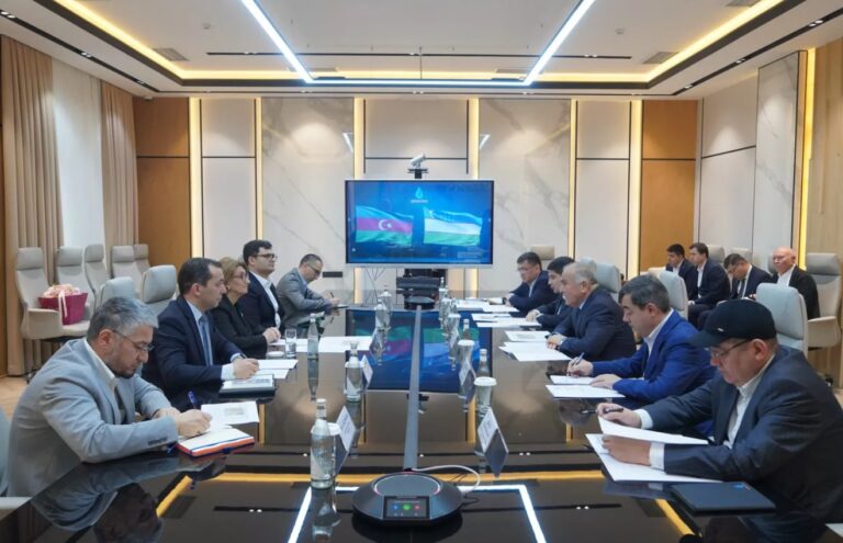 SOCAR, Uzbekneftegaz Discuss Expanding Energy Cooperation