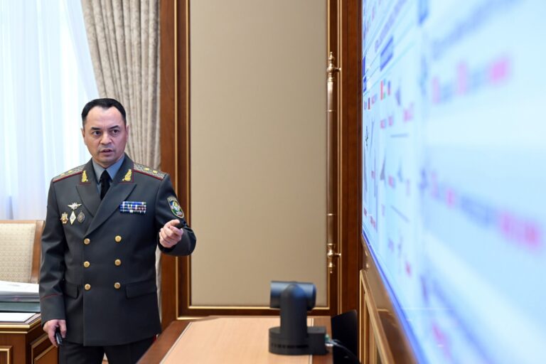 В армии Узбекистана курсантов обучат ИИ и IT-технологиям