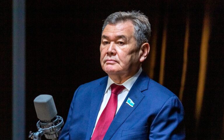 Граничащую с Каракалпакстаном Кызылординскую область возглавил Мурат Ергешбаев
