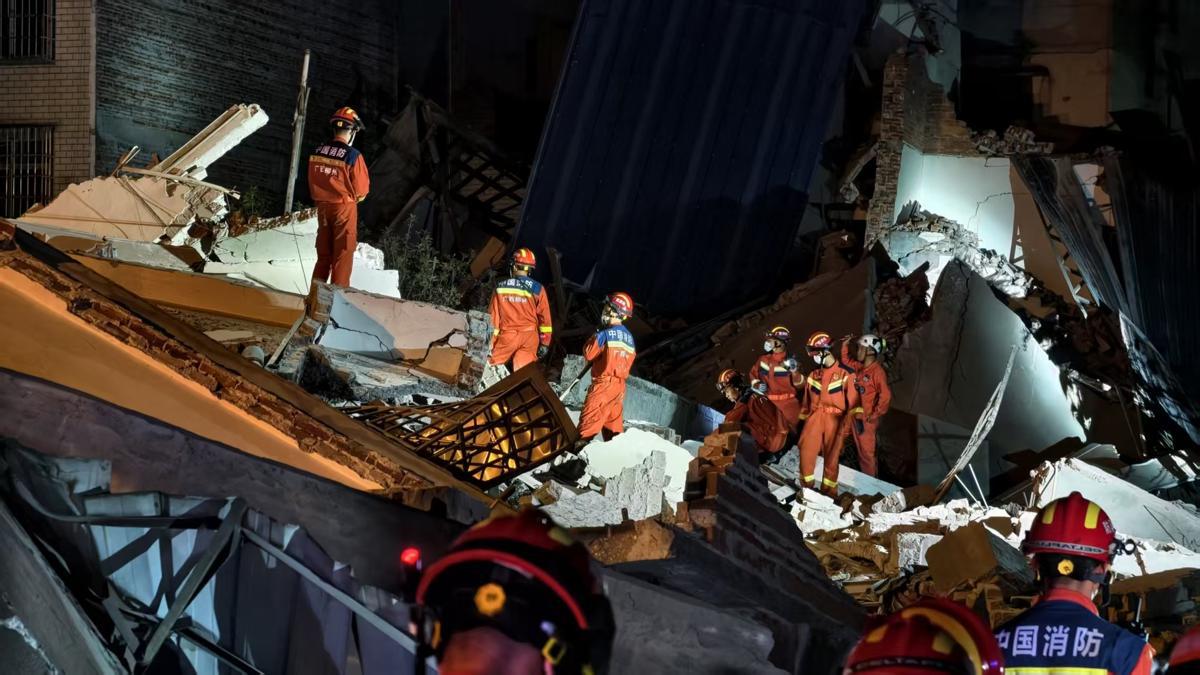 Deadly 5.2 Magnitude Earthquake Strikes China's Guangxi Region