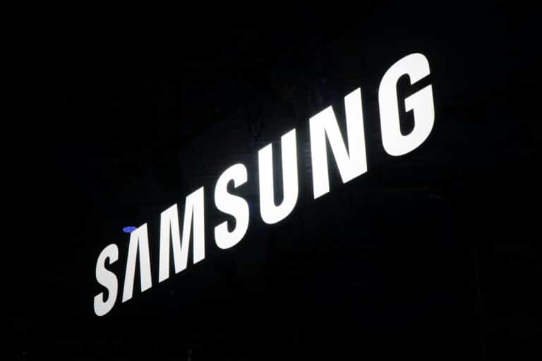 Глобальный спрос на ИИ вывел Samsung Electronics в клуб компаний-триллионеров