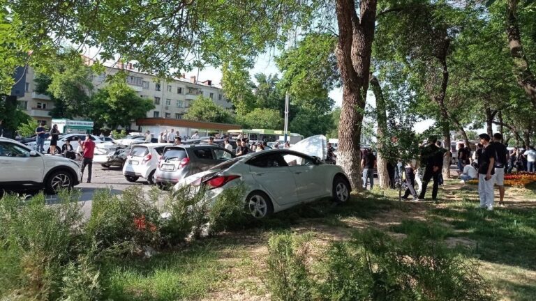 Toshkentda 15 ta avtomobil ishtirokida YTH sodir bo‘ldi — video