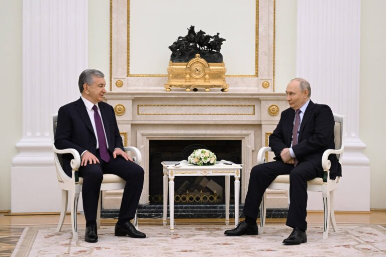 Мирзиёев и Путин обсудили торговлю и промкооперацию в Москве