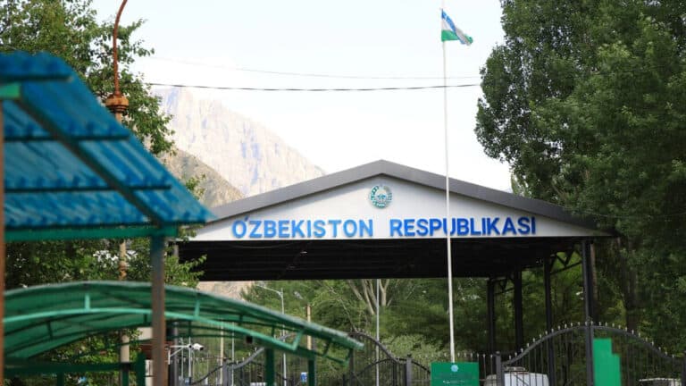 O‘zbekiston – Tojikiston chegarasidan ID-karta bilan o‘tish tezlashtiriladi