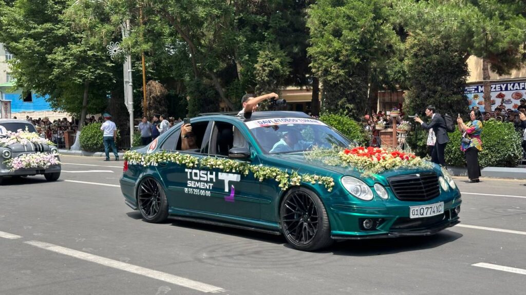 Наманган ожидает 8 млн туристов на фестивале цветов