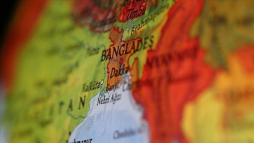 Bangladeshda yuk mashinasining ag‘darilishi oqibatida 15 kishi halok bo‘ldi
