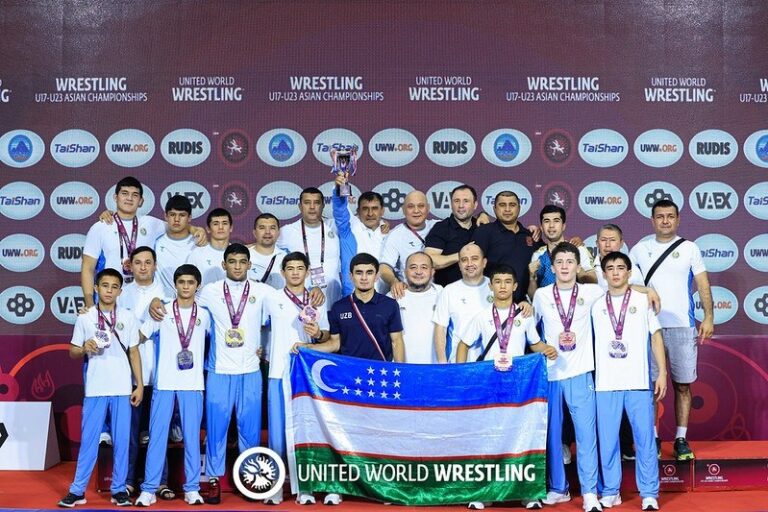Юные борцы Узбекистана стали вице-чемпионами Азии