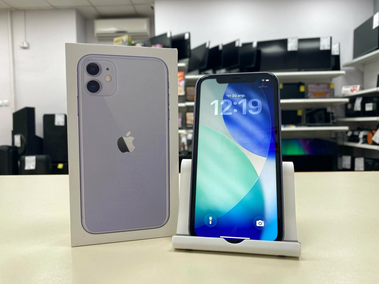iPhone 11