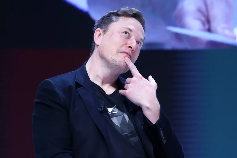 Elon Musk Becomes World’s First Trillionaire After Record-Breaking SpaceX IPO