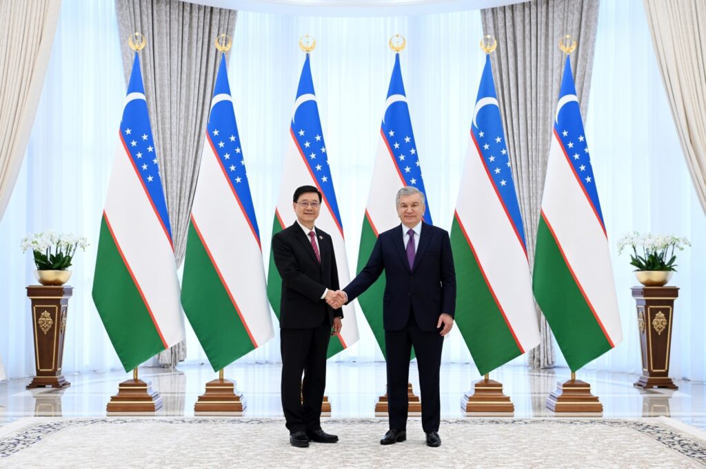 Hong Kong Secures $1.65 Bn in Trade Agreements with Central Asian Nations