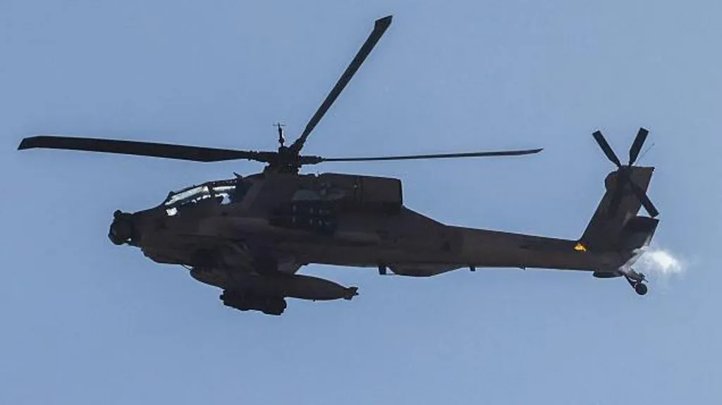 Trump Pledges Retaliation as Iranian Drone Destroys U.S. Apache Helicopter in the Gulf