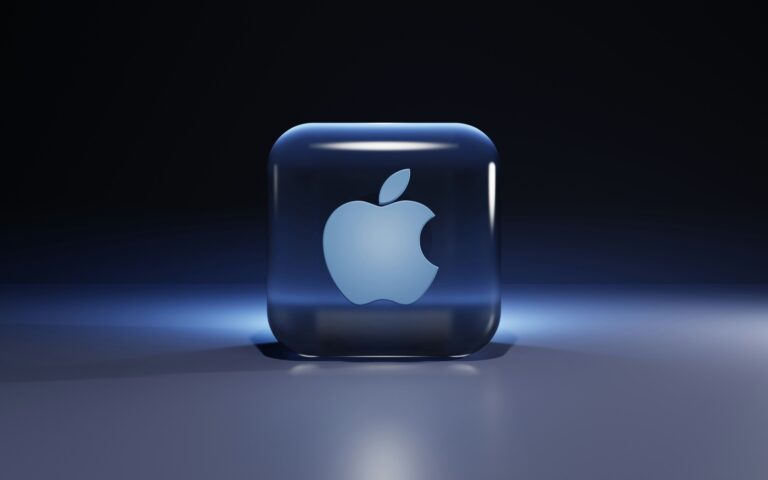 Поумневшая Siri и новый Liquid Glass: что показала Apple на WWDC 2026