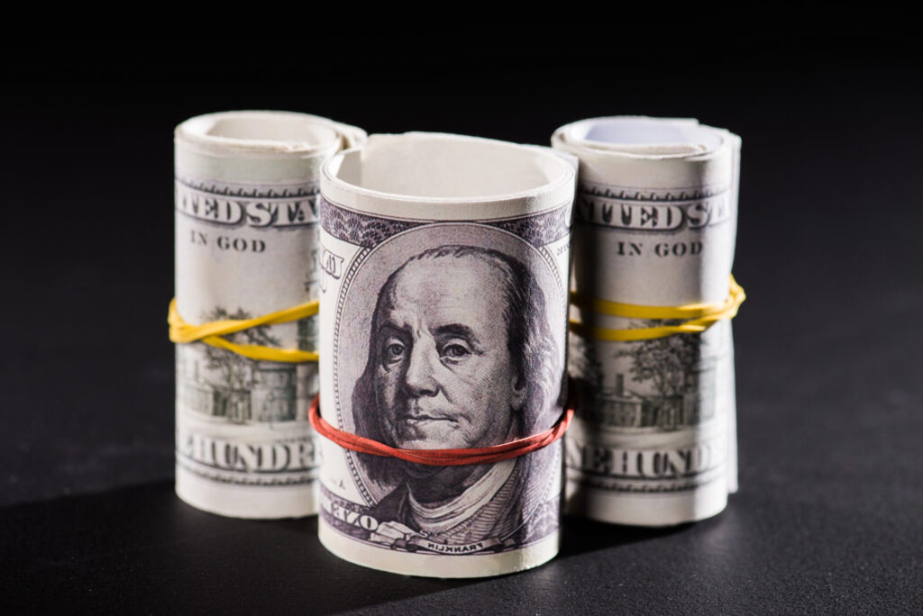 Dollar tushdi: 16-iyun uchun valyutalar kursi e’lon qilindi