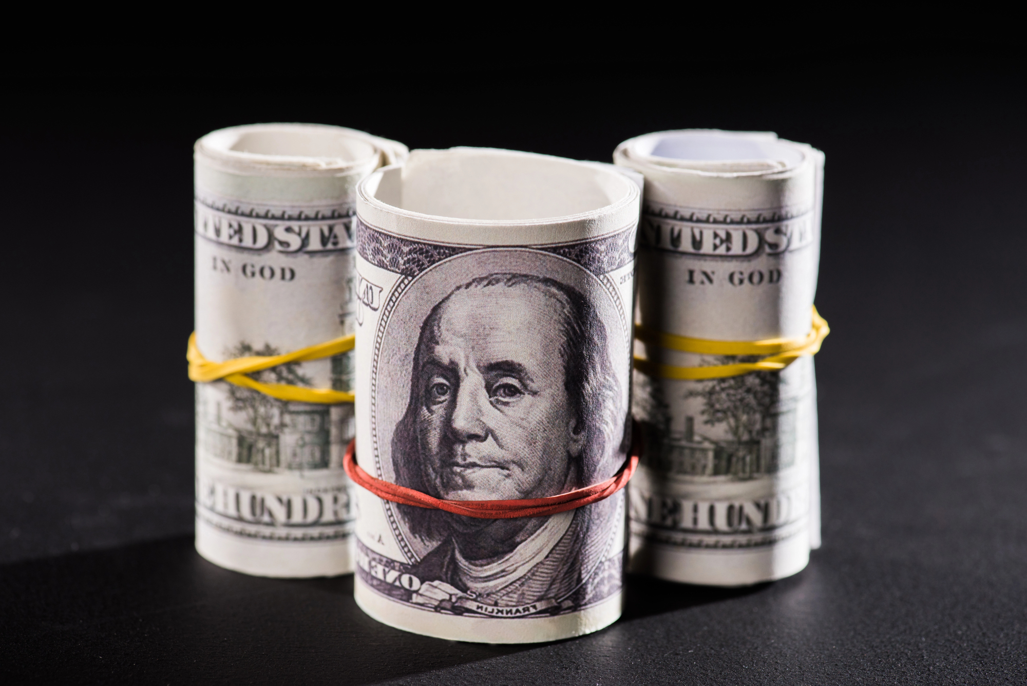 Dollar tushdi: 16-iyun uchun valyutalar kursi e’lon qilindi