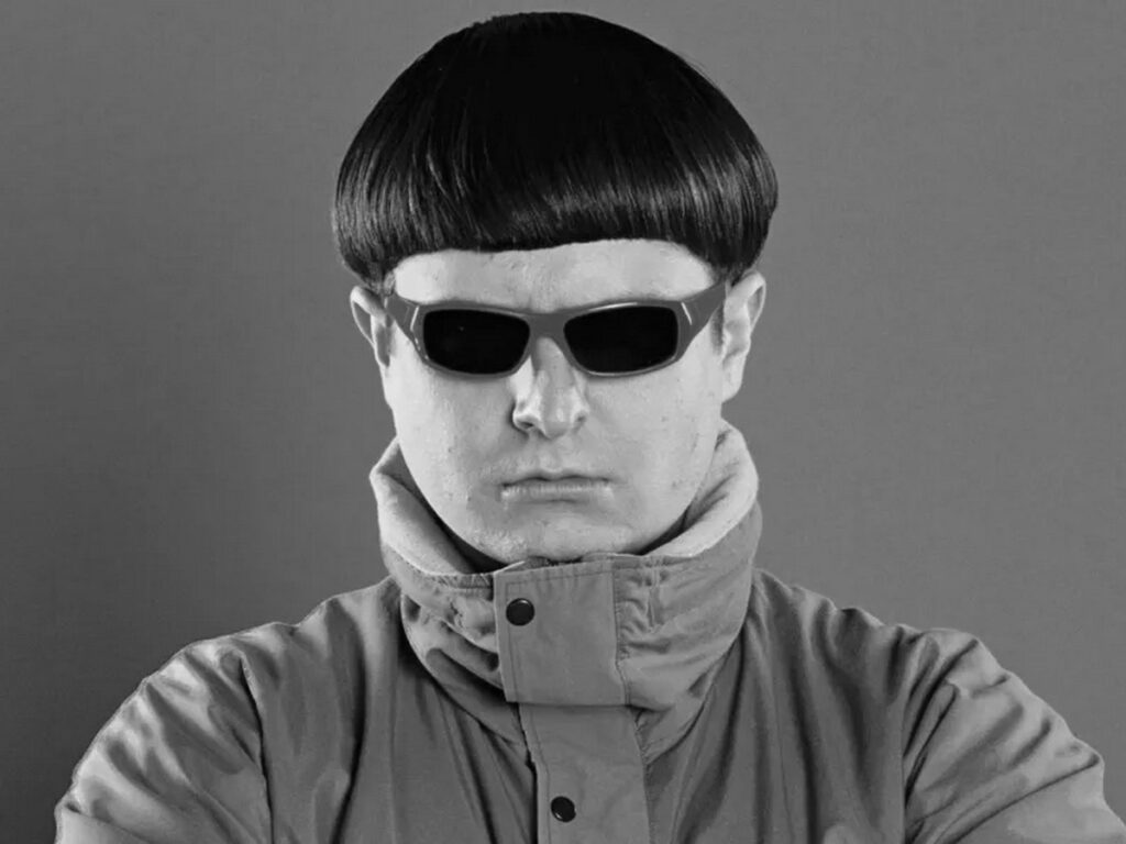 оливер три