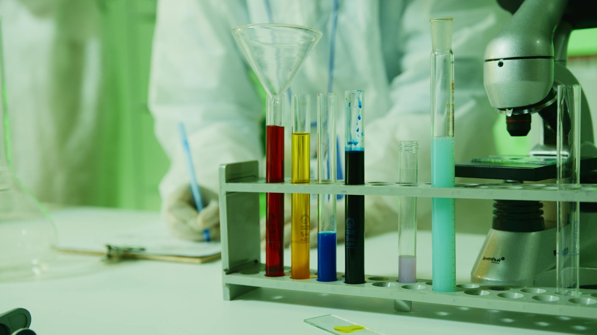 Помощь докторантам