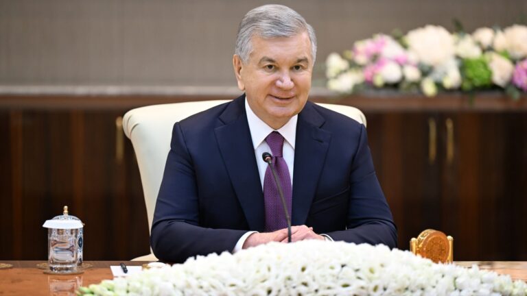 Xalq Shavkat Mirziyoyevni qanday tabrikladi — video