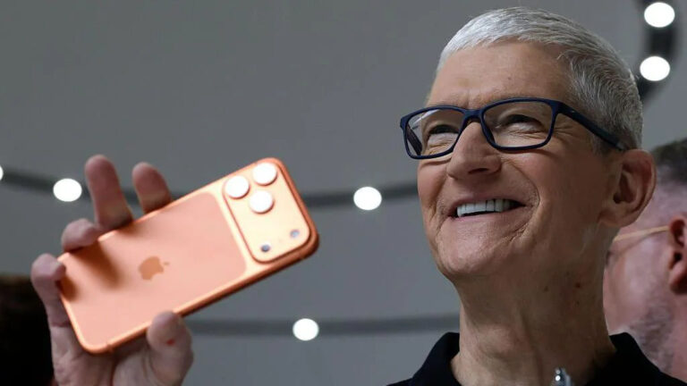 Apple снова на троне: Nvidia уступила первое место по капитализации
