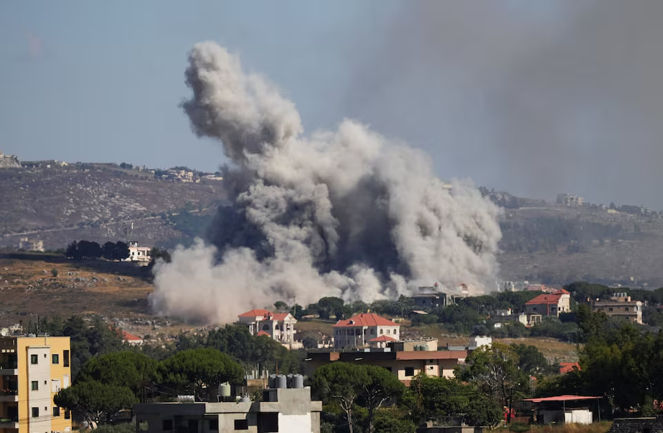 Israeli Strikes Kill Five in Southern Lebanon Hours After Ceasefire