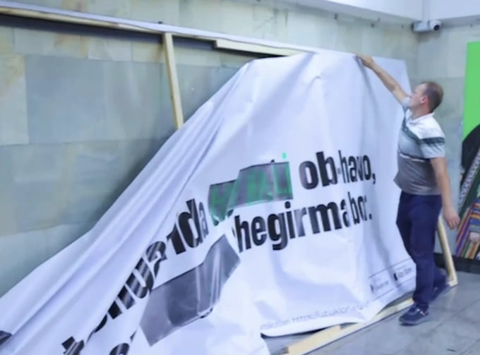 Metrodagi Uklon aksiyasi ruxsatsiz deb topildi, bannerlar olib tashlandi