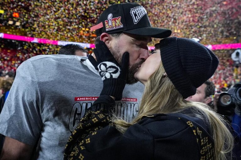 Taylor Swift and Travis Kelce Rumoured for Manhattan “Royal Wedding” This Week