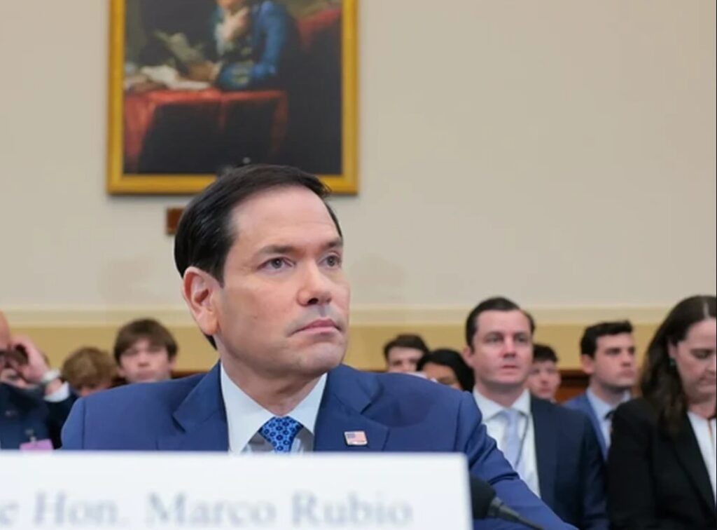 Rubio Defends Attending UFC Event with Trump Instead of Iran Talks