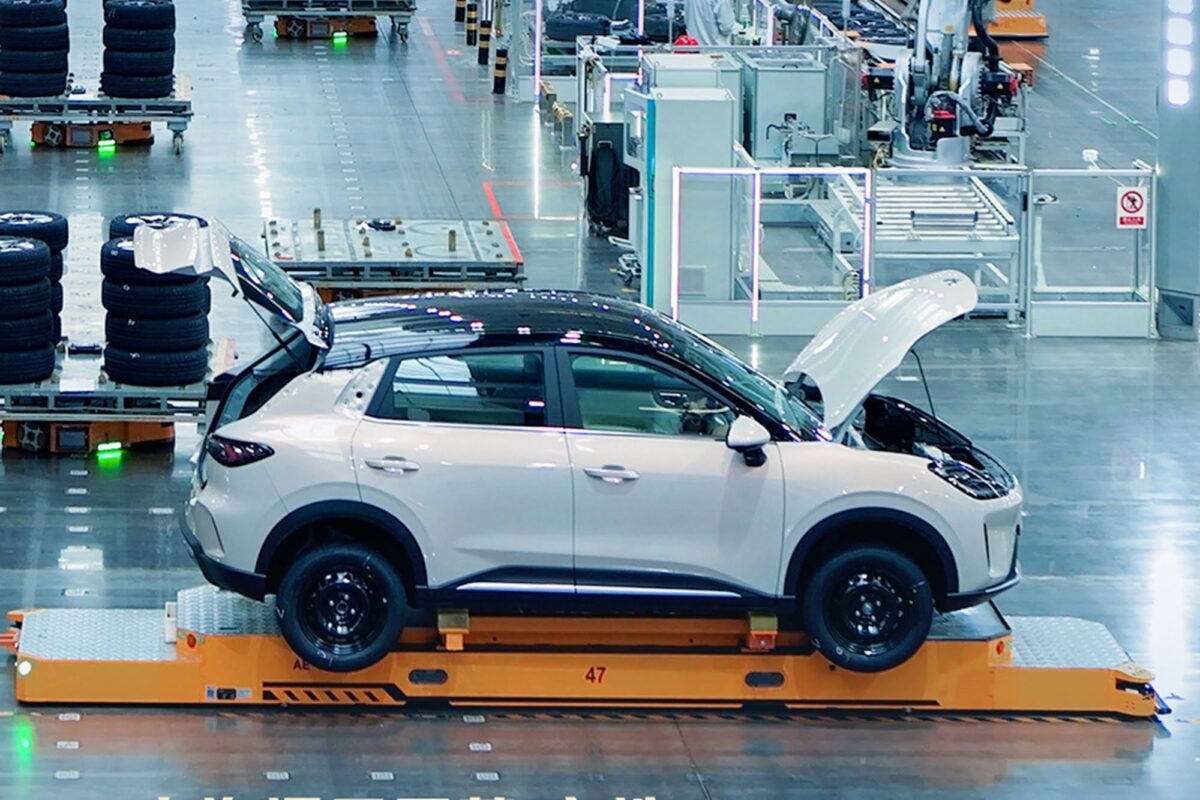 Chevrolet yangi arzon elektromobil ishlab chiqaradi