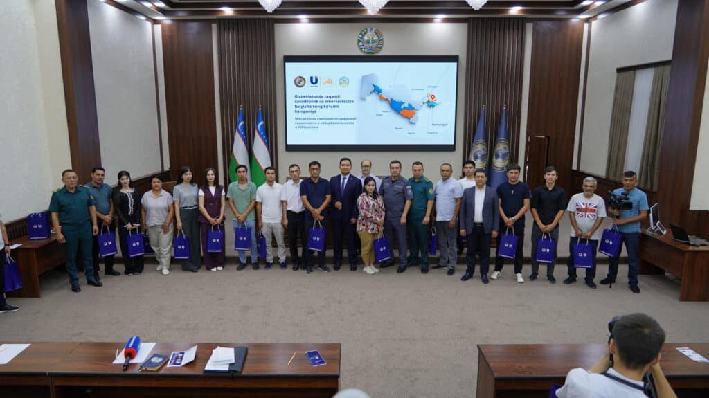 UZCARD продолжает региональную кампанию CyberWeek 2.0: новый этап проходит в Намангане