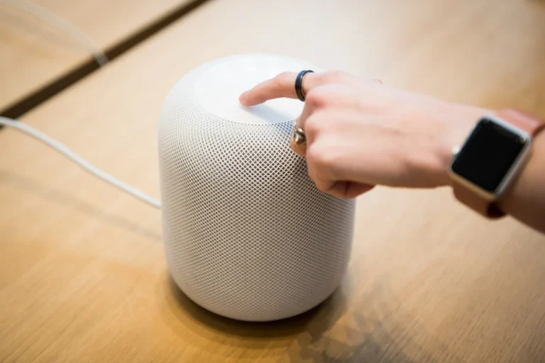 OpenAI to Launch Screenless Smart Speaker as First AI Device