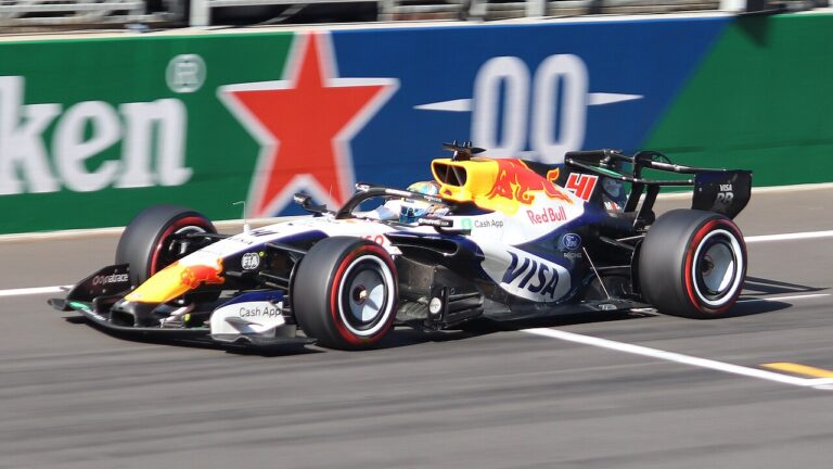 Red Bull Rejects £3 Bn Abu Dhabi-Backed Bid for Racing Bulls